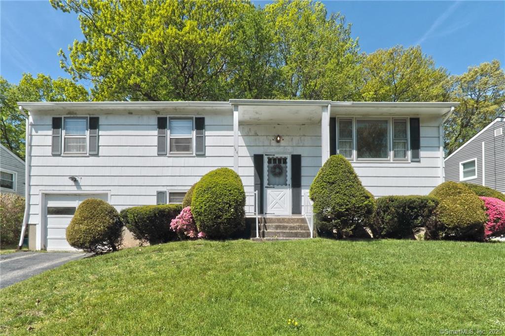 144 Hilltop Lane West Haven CT 06516