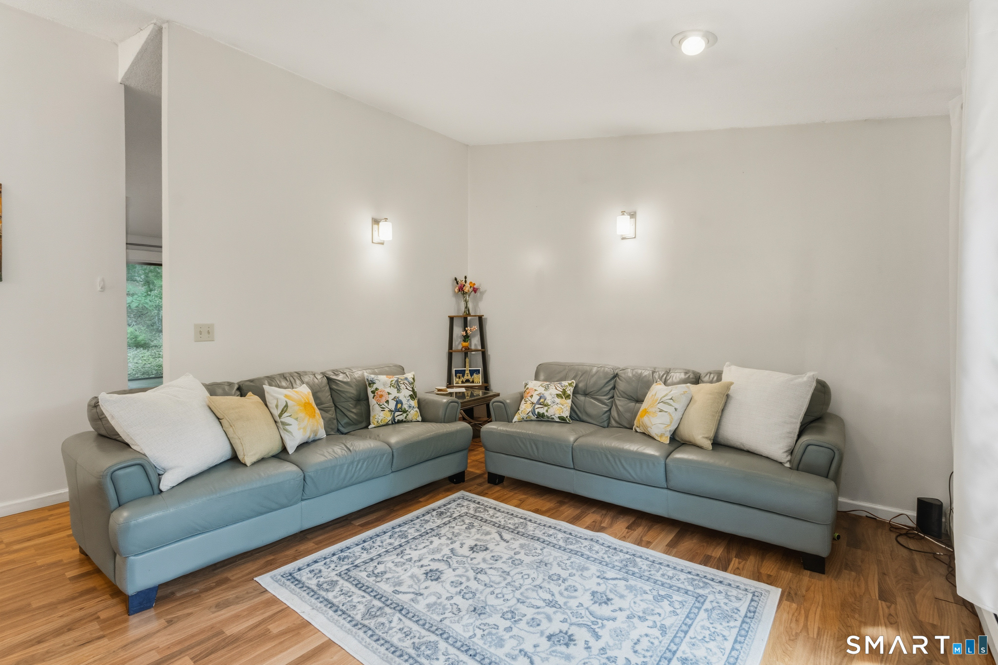 72 Old Meadow Plain Road Simsbury CT 06089