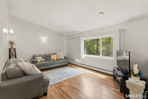 72 Old Meadow Plain Road Simsbury CT 06089