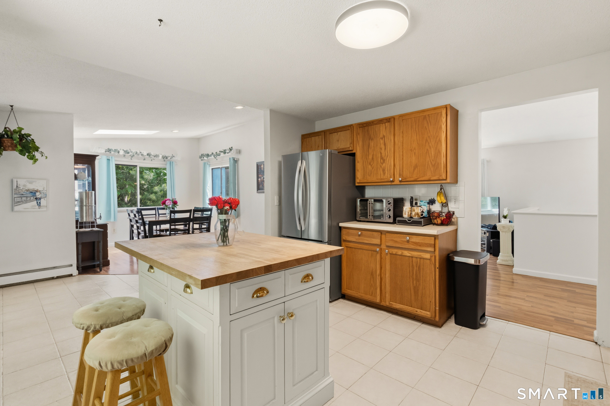 72 Old Meadow Plain Road Simsbury CT 06089