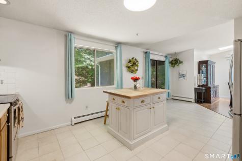 72 Old Meadow Plain Road Simsbury CT 06089