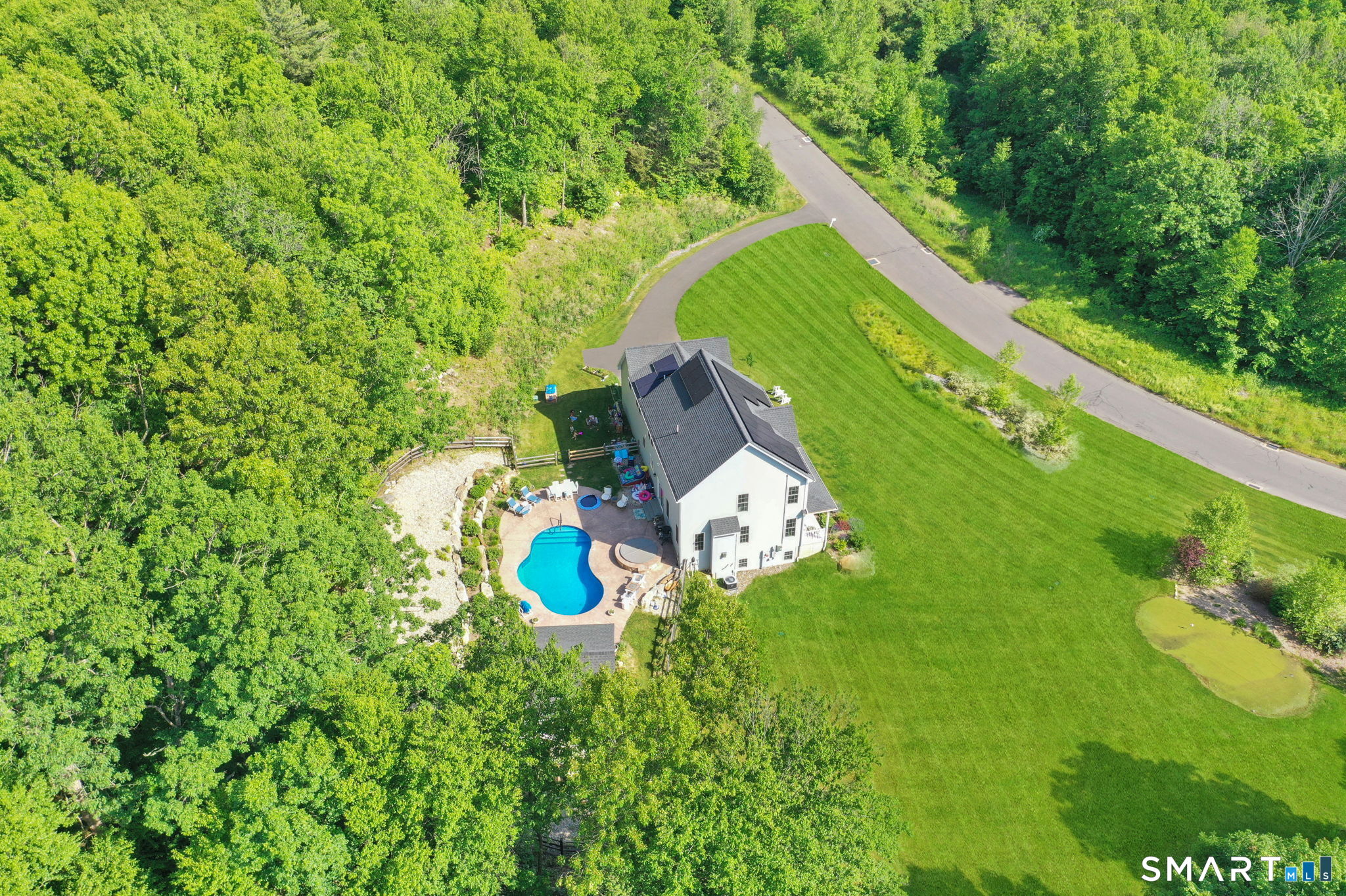 3 Windmill Lane Canton CT 06019