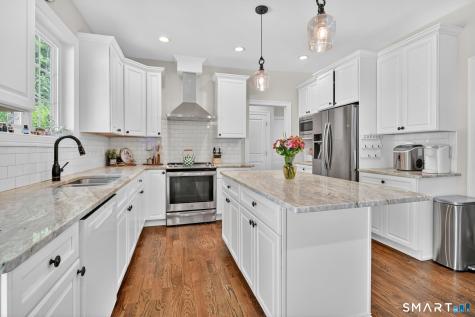 3 Windmill Lane Canton CT 06019