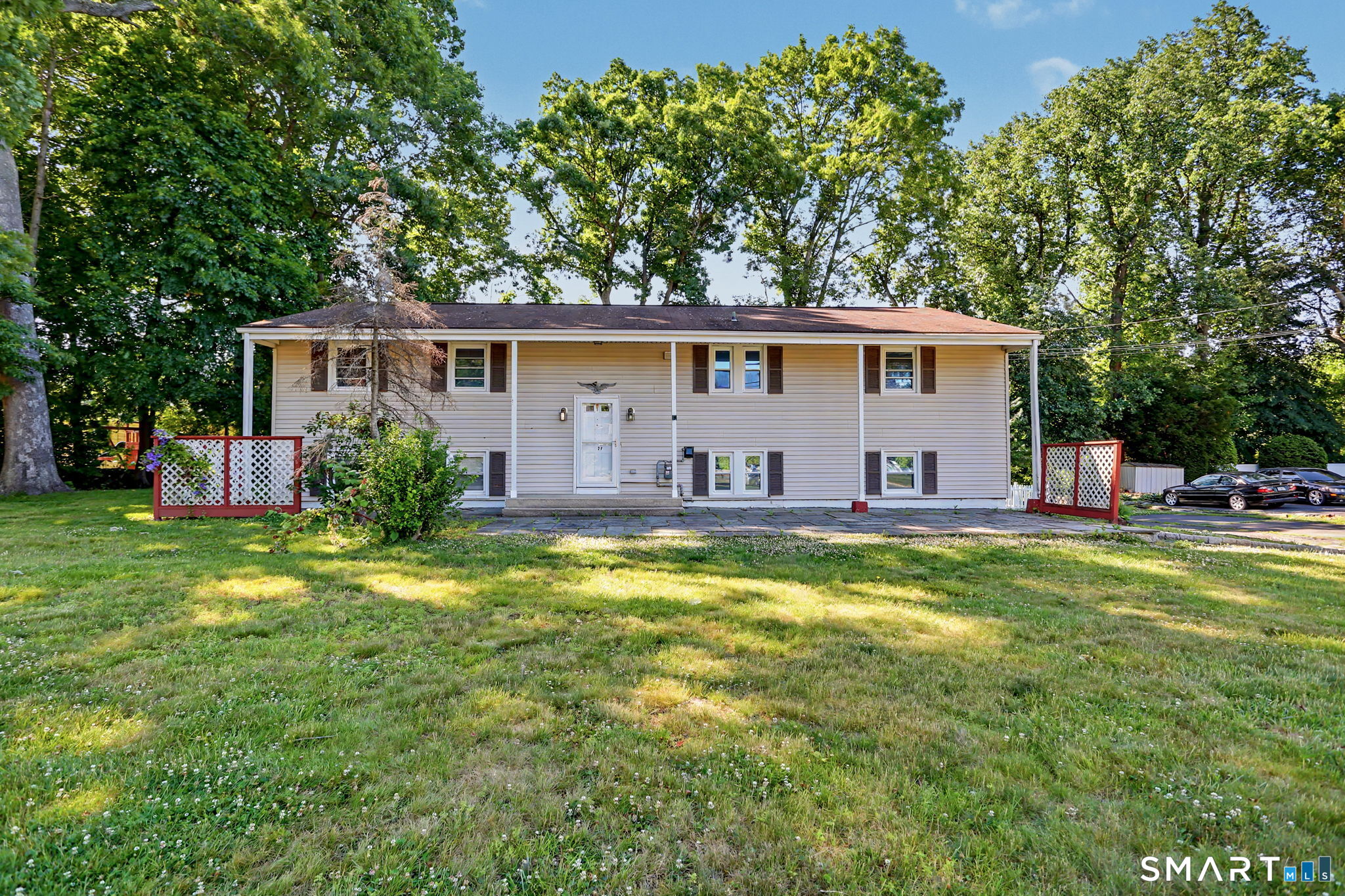 27 Karen Drive Norwalk CT 06851
