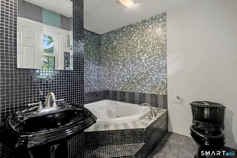 27 Karen Drive Norwalk CT 06851