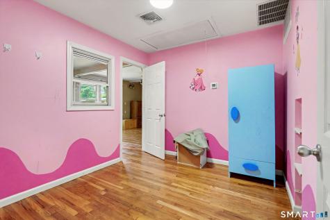27 Karen Drive Norwalk CT 06851