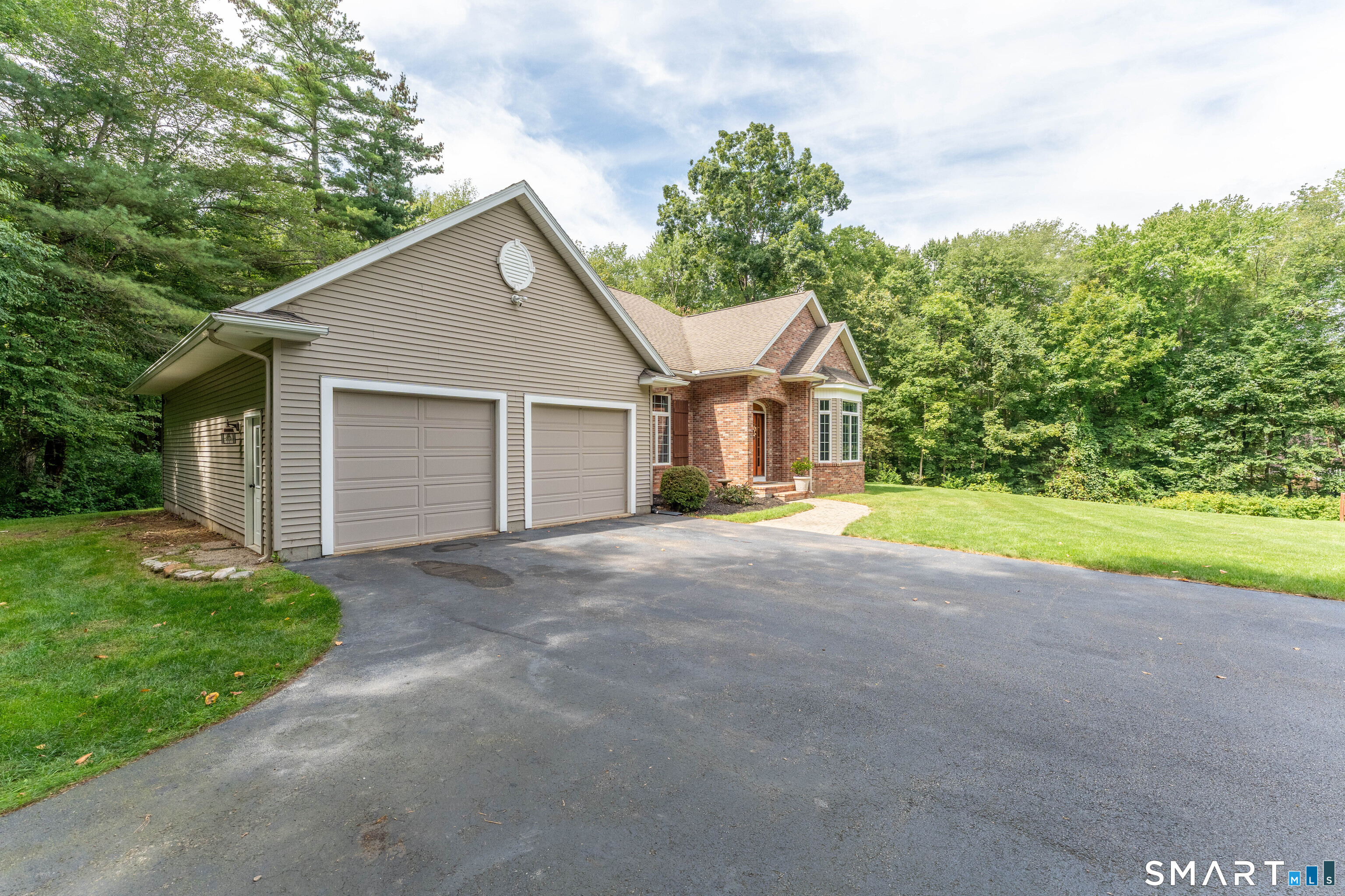3 Jason Heights Thompson CT 06277
