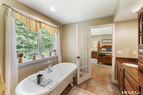3 Jason Heights Thompson CT 06277