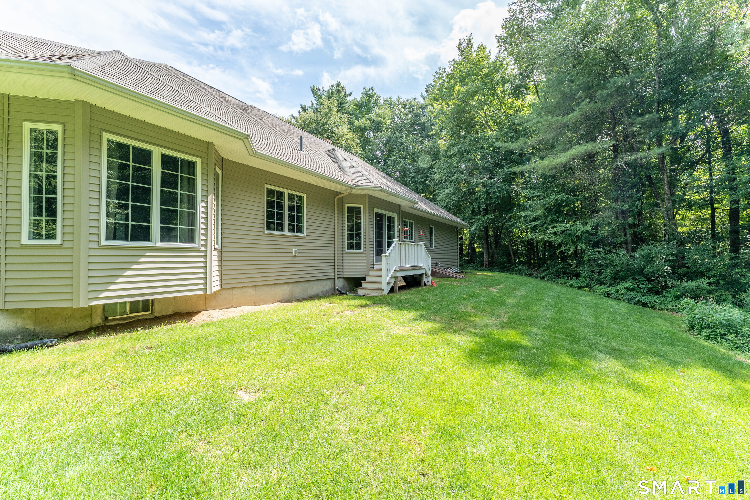 3 Jason Heights Thompson CT 06277