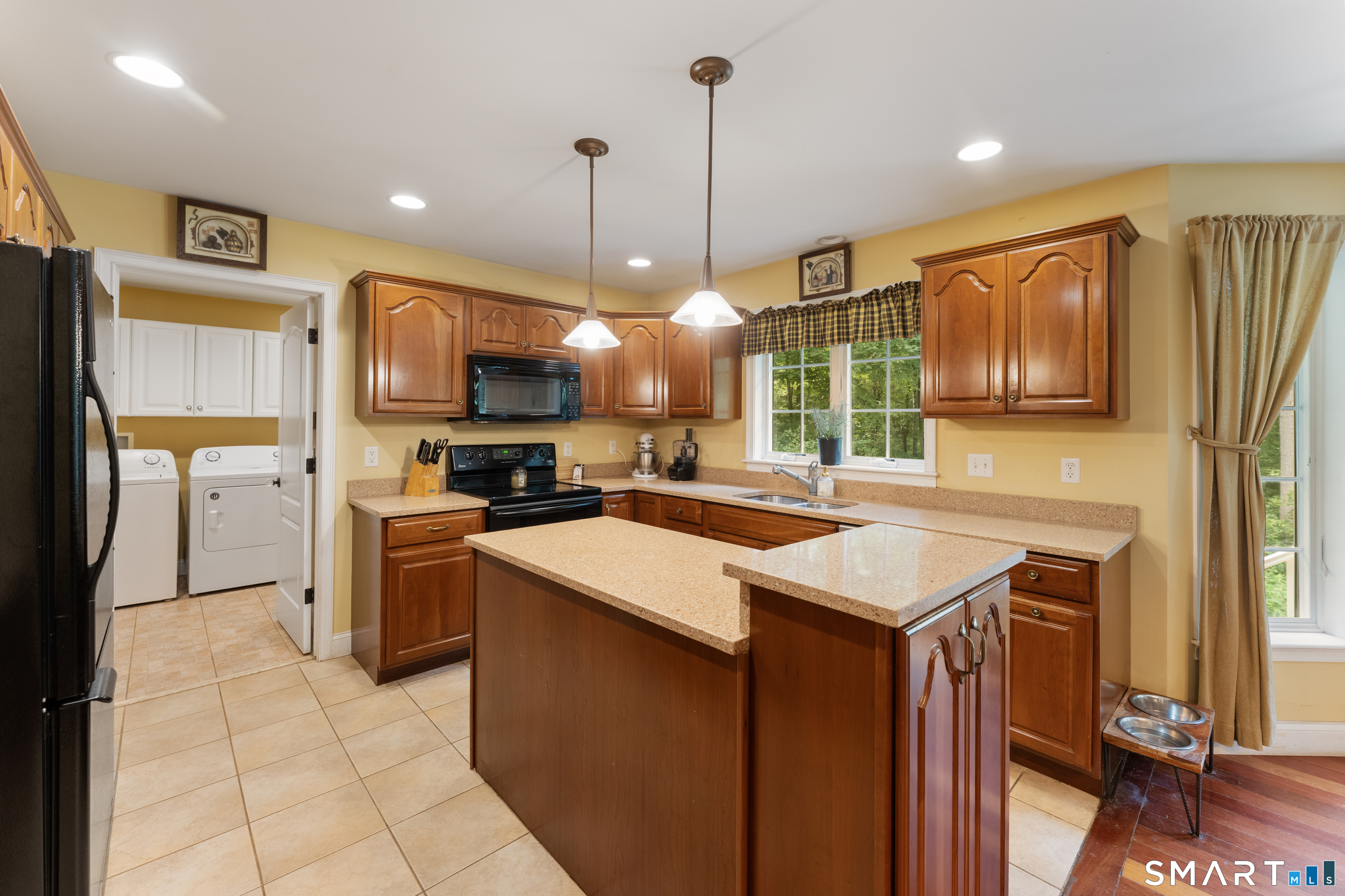 3 Jason Heights Thompson CT 06277