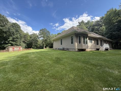 3 Jason Heights Thompson CT 06277