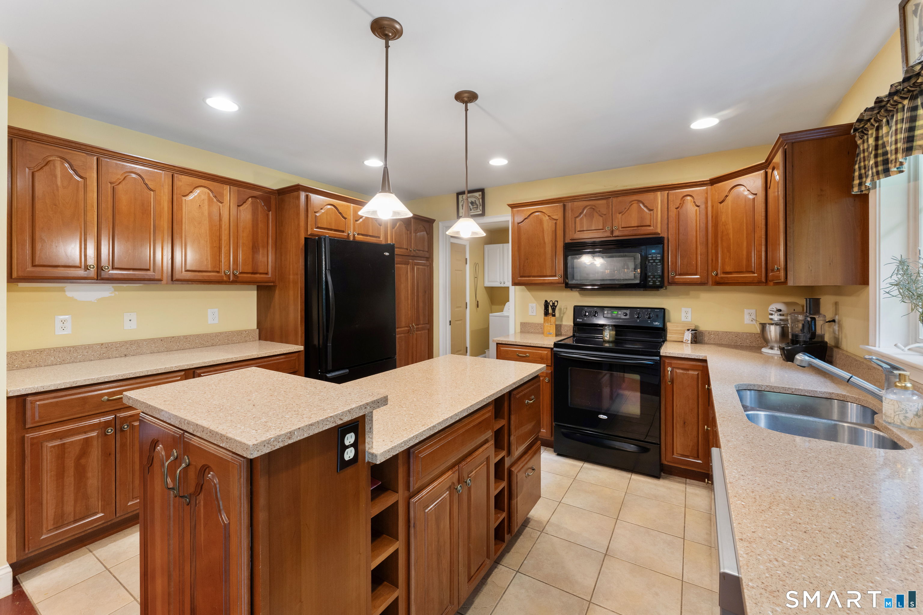 3 Jason Heights Thompson CT 06277