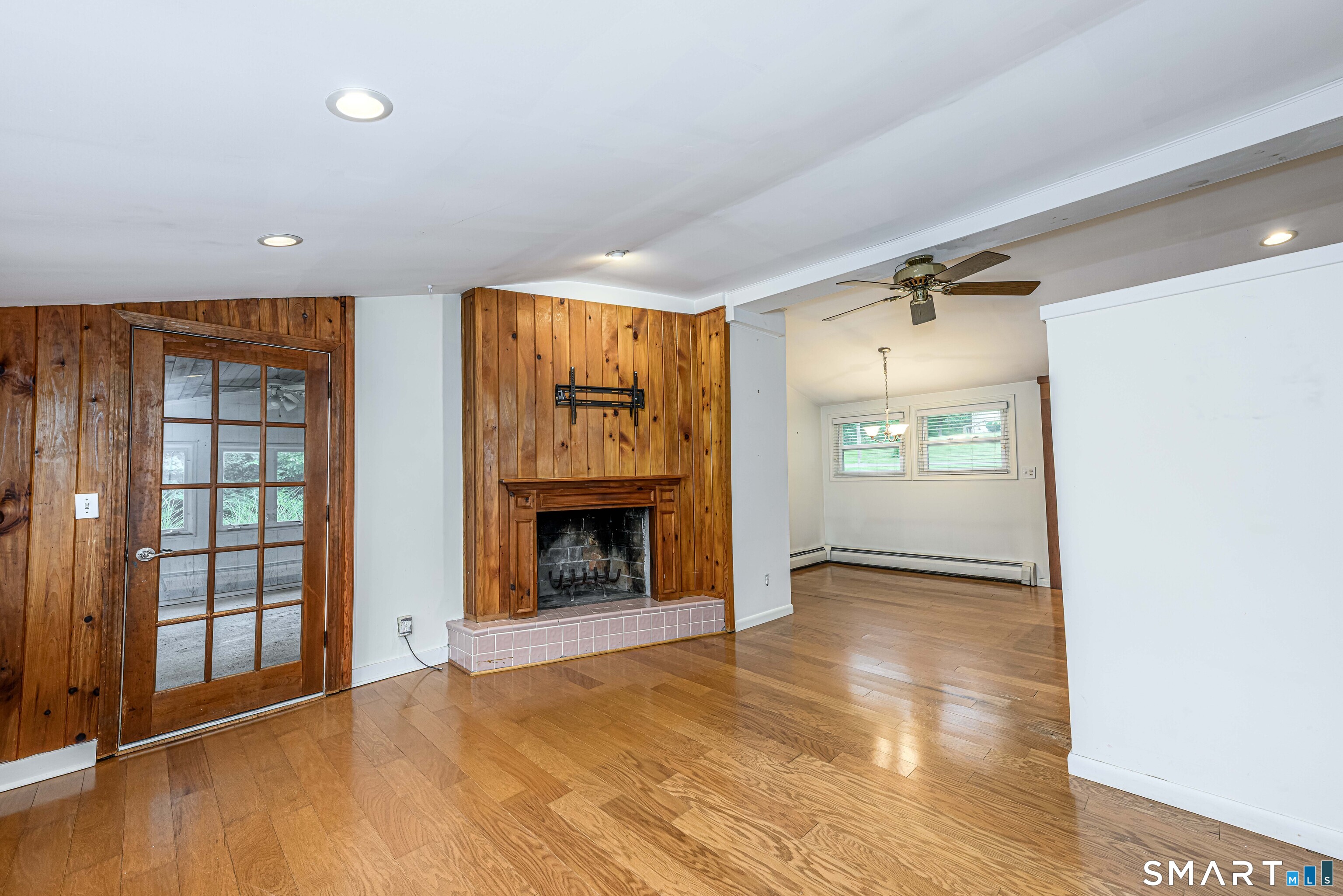 9 Old Hickory Hill Lane Branford CT 06405