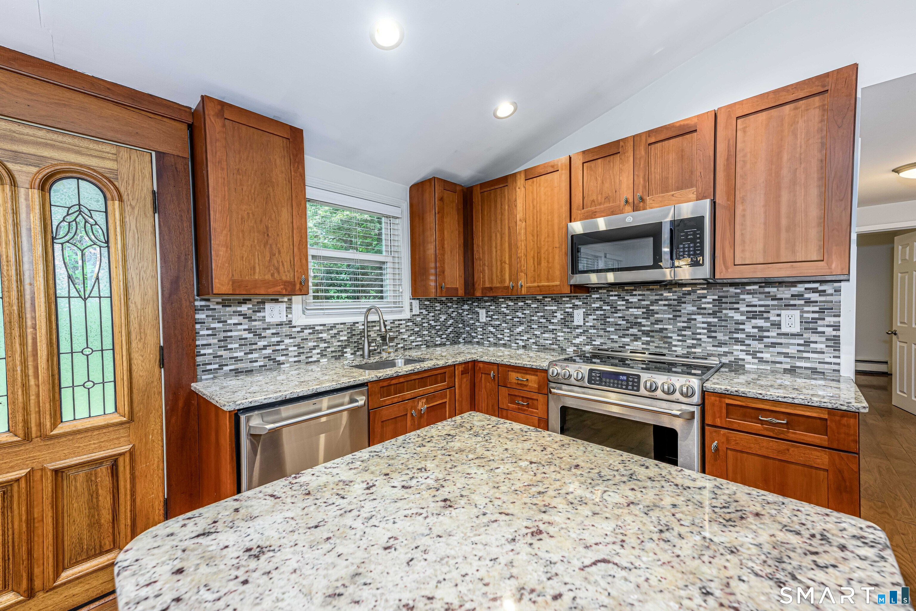 9 Old Hickory Hill Lane Branford CT 06405