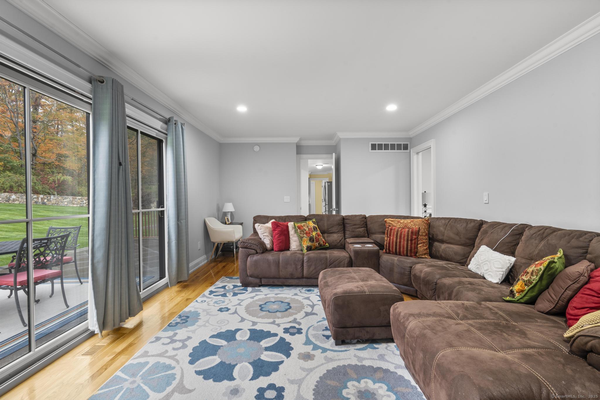 14 East Gate Road Danbury CT 06810