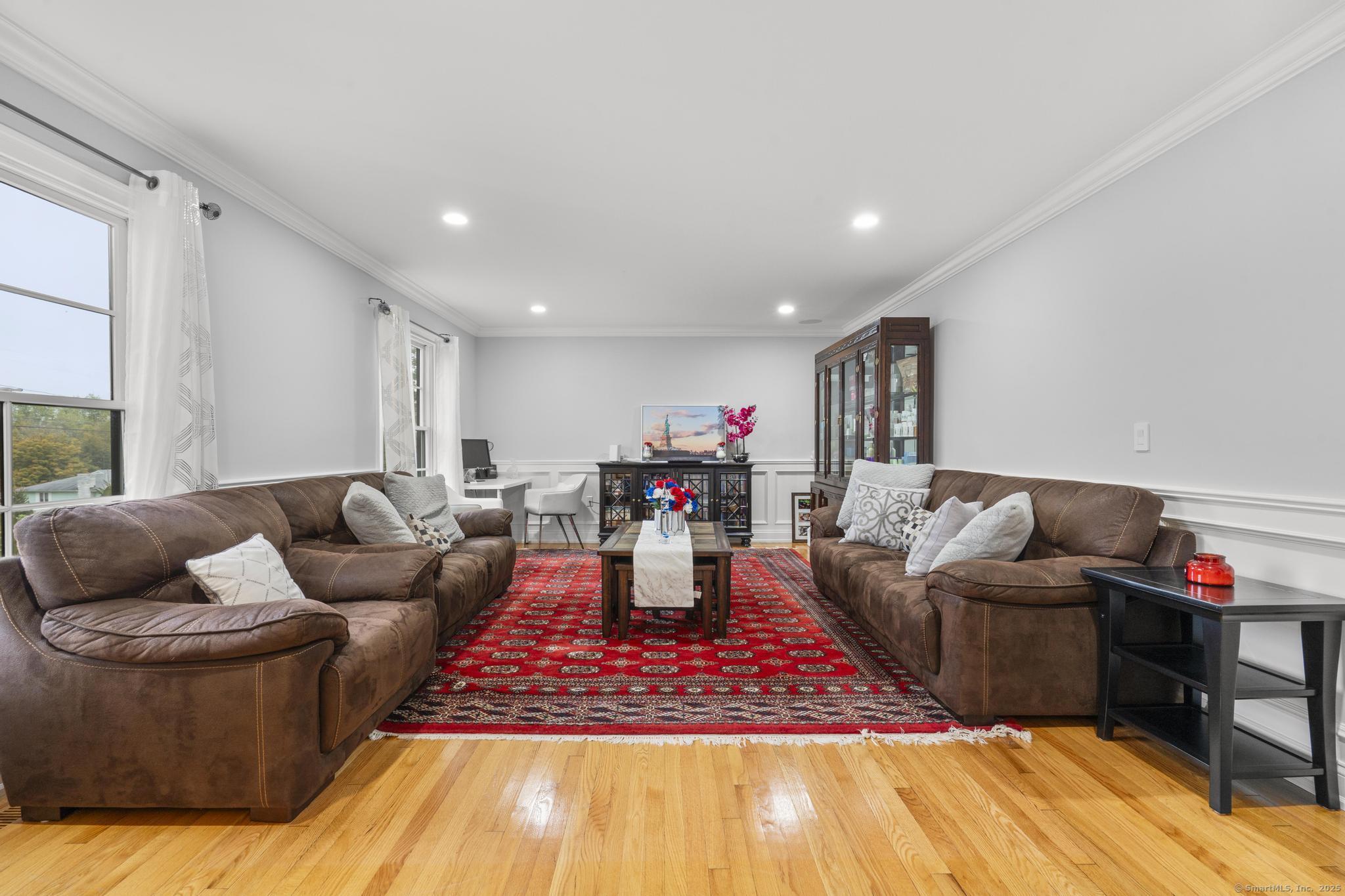 14 East Gate Road Danbury CT 06810