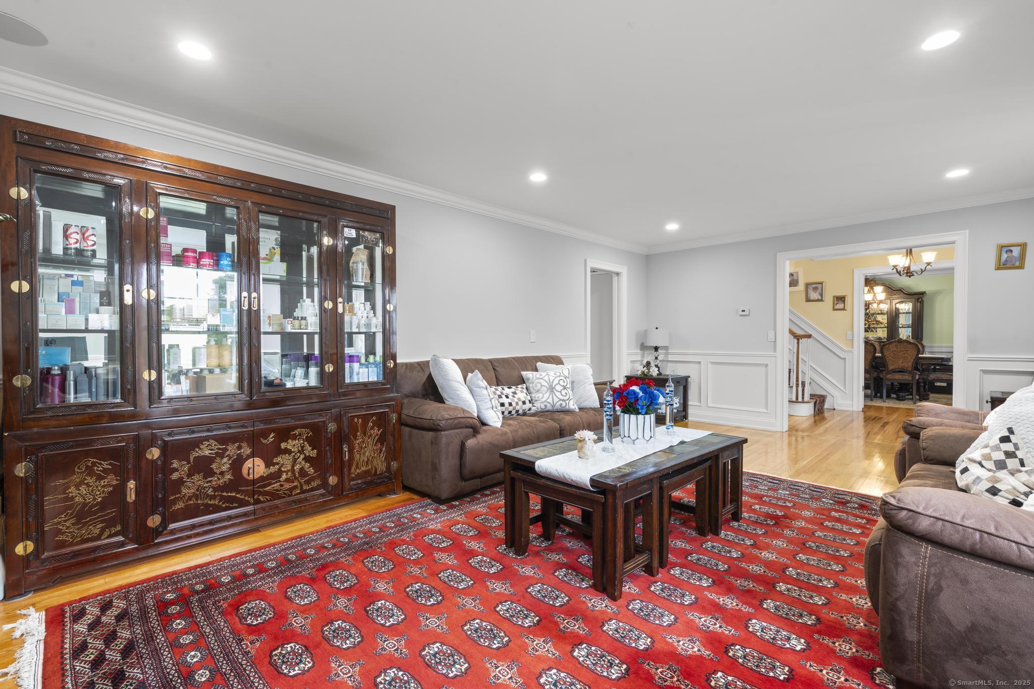 14 East Gate Road Danbury CT 06810