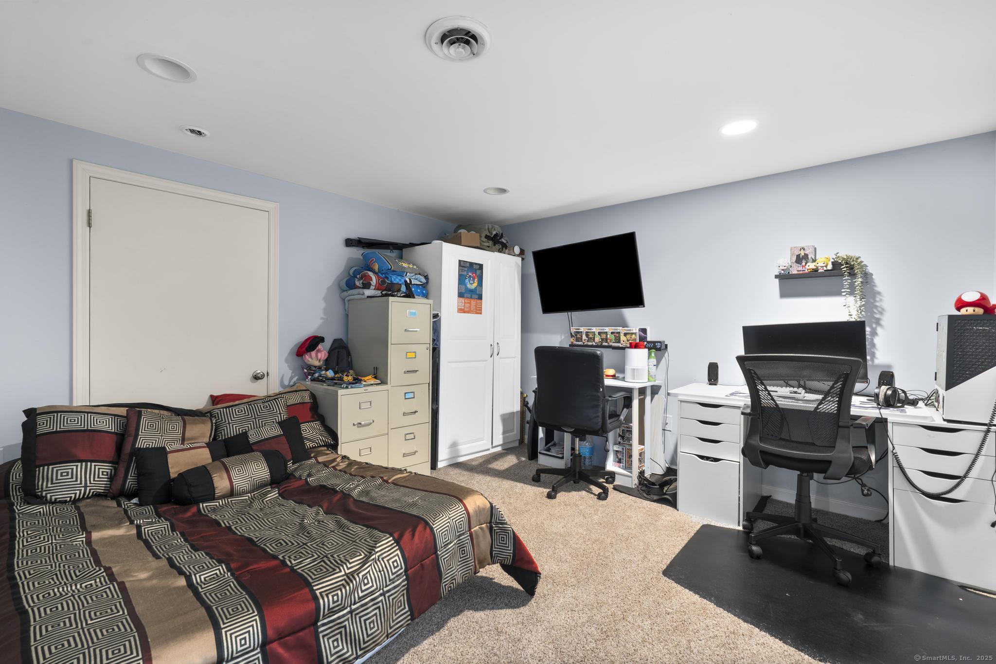 14 East Gate Road Danbury CT 06810