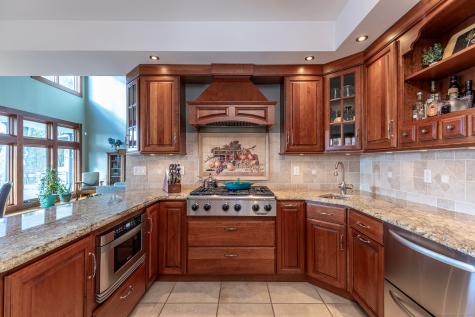 8 Bobcat Lane Warren CT 06754
