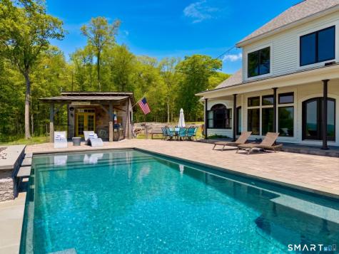 8 Bobcat Lane Warren CT 06754