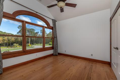 8 Bobcat Lane Warren CT 06754