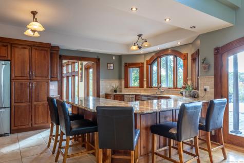 8 Bobcat Lane Warren CT 06754
