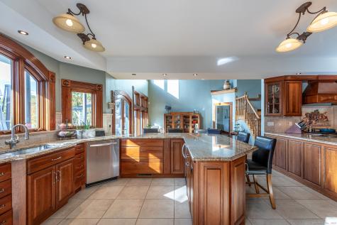 8 Bobcat Lane Warren CT 06754