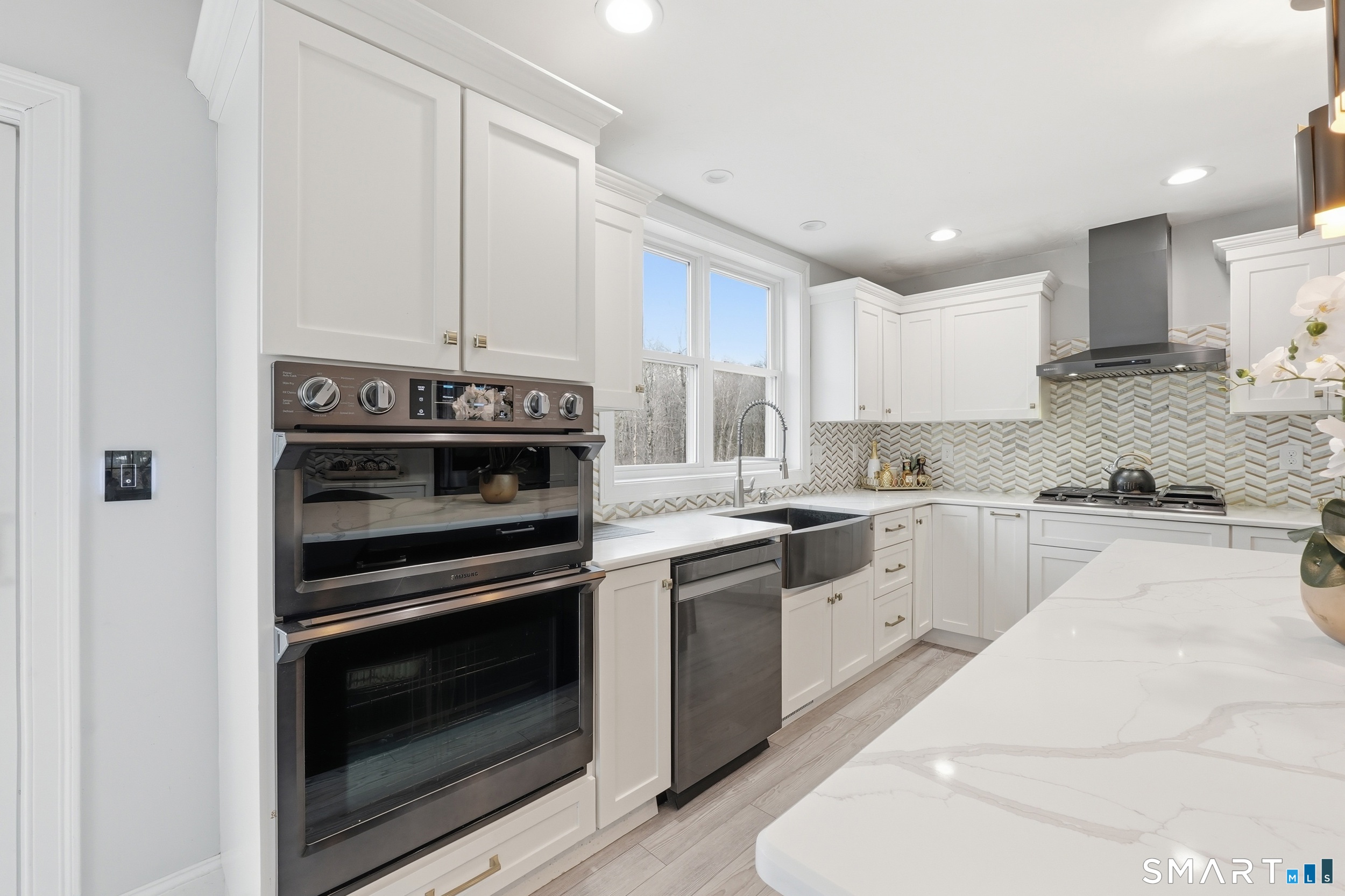 38 Madison Avenue Thompson CT 06277