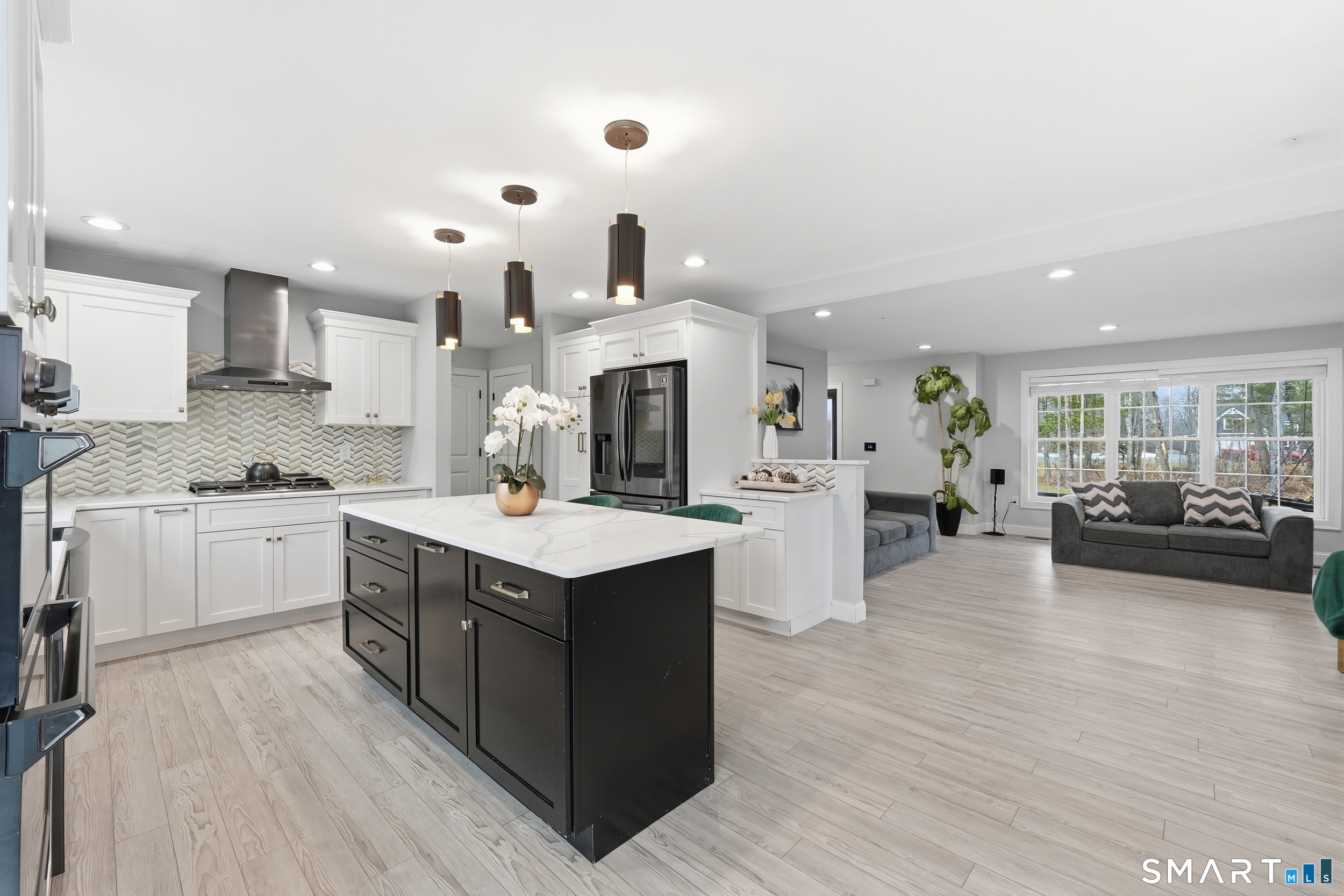 38 Madison Avenue Thompson CT 06277