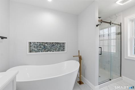 38 Madison Avenue Thompson CT 06277