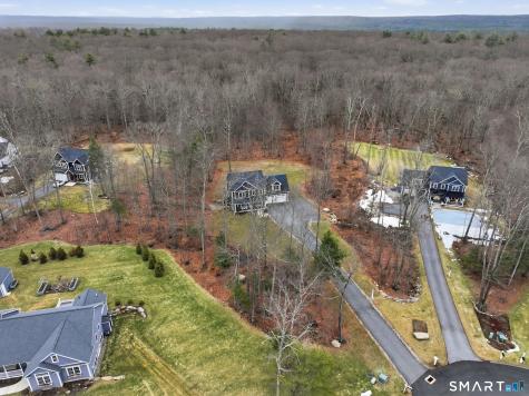 38 Madison Avenue Thompson CT 06277