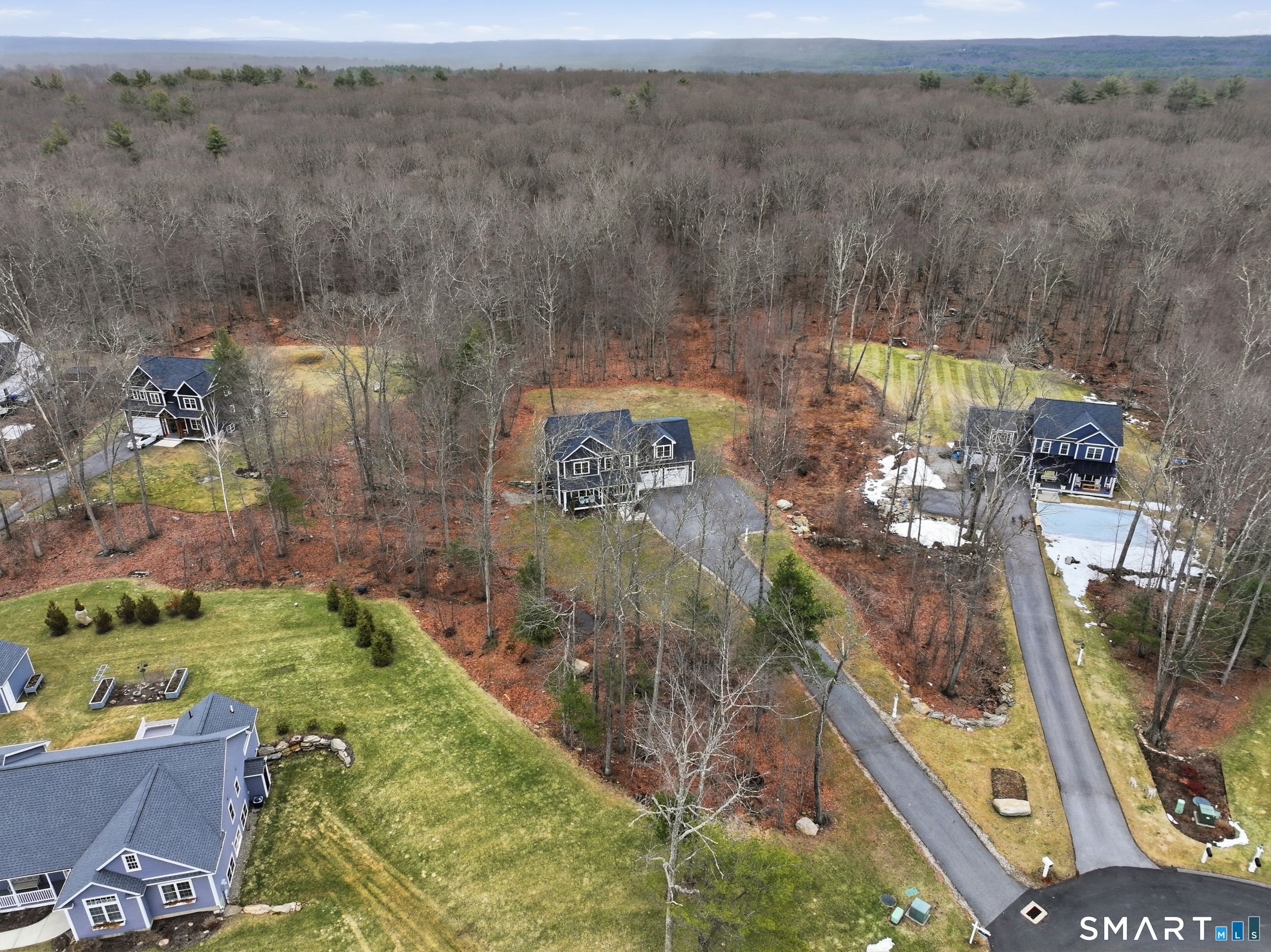 38 Madison Avenue Thompson CT 06277