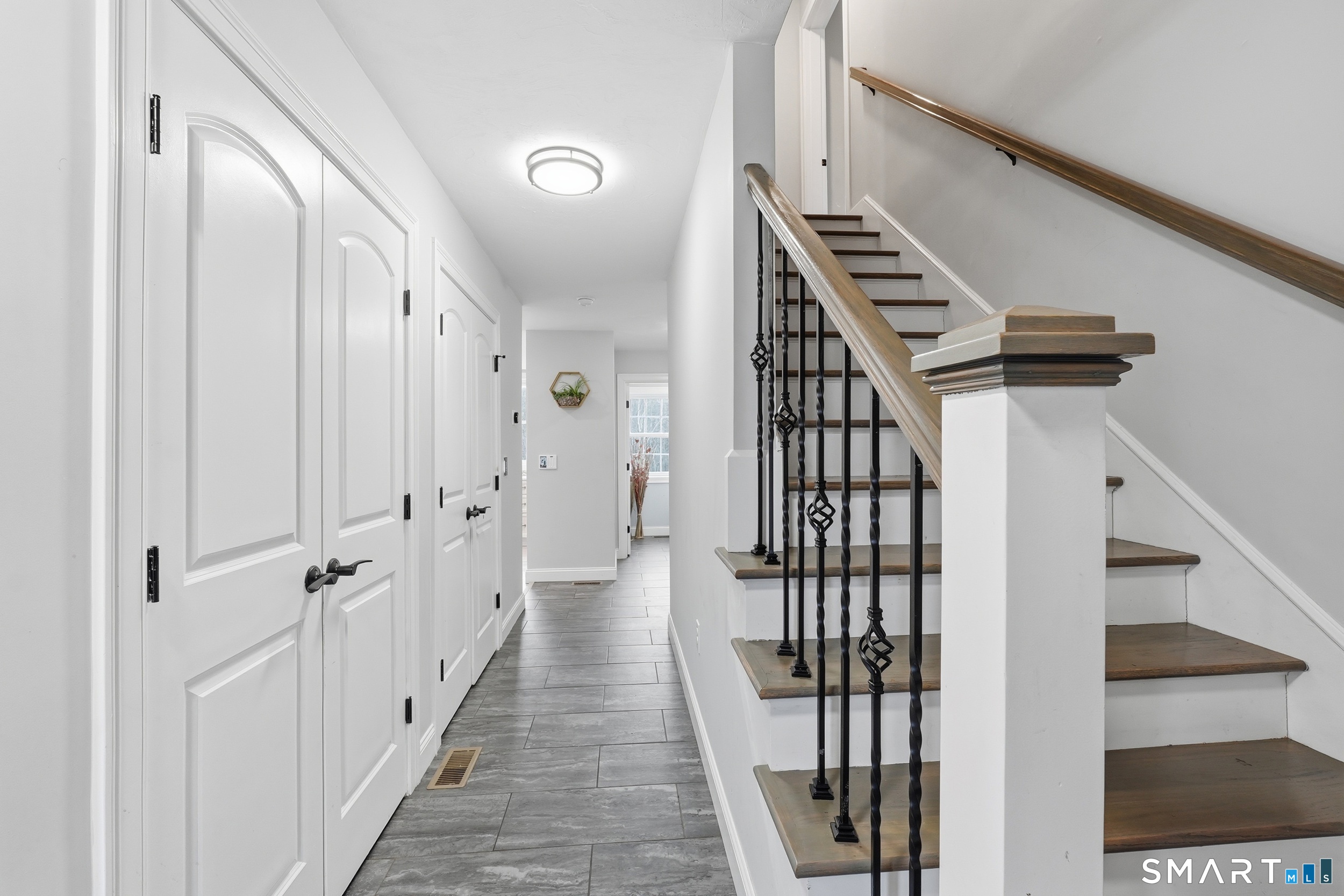 38 Madison Avenue Thompson CT 06277
