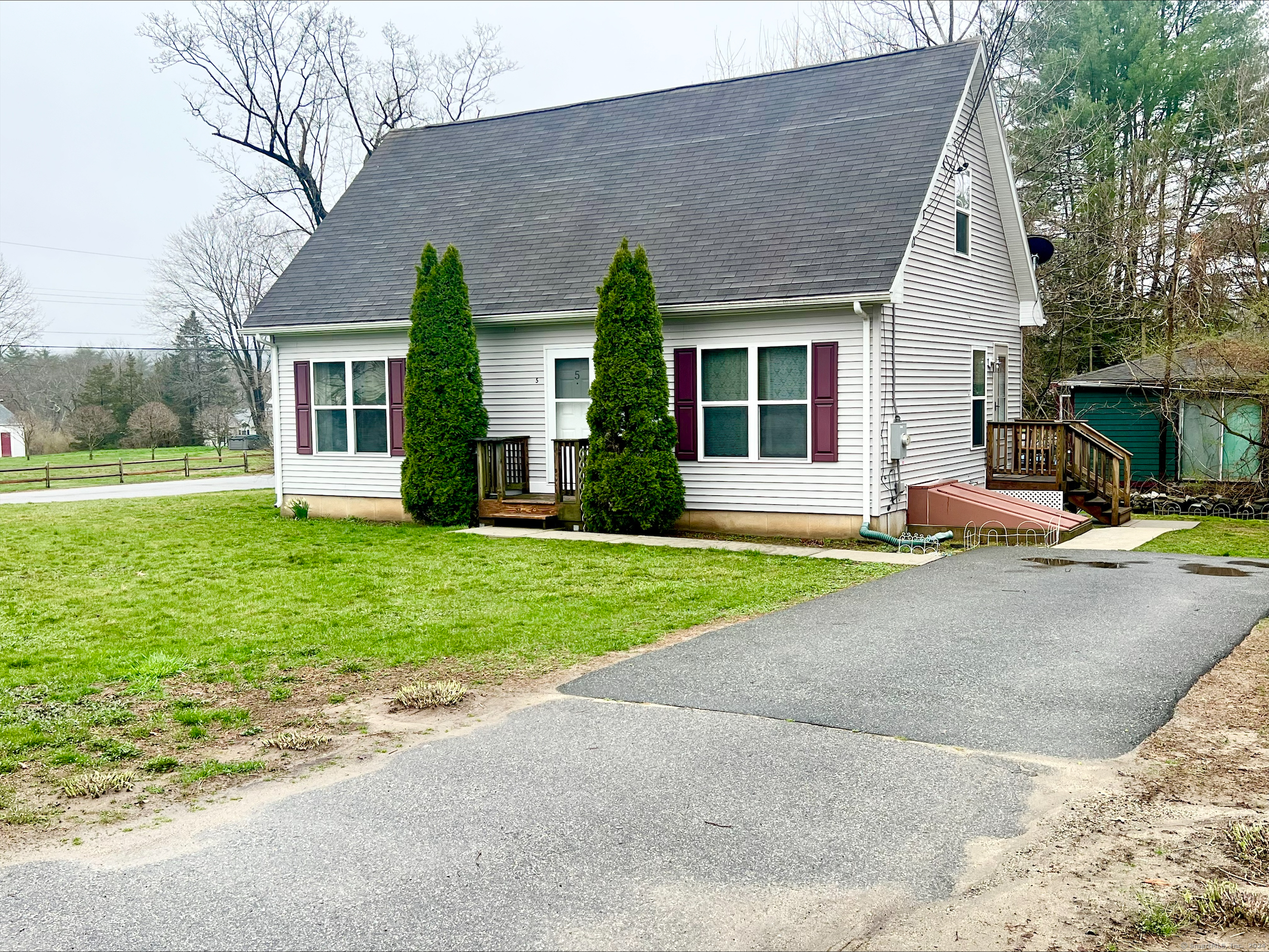 5 Russell Avenue Brooklyn CT 06234