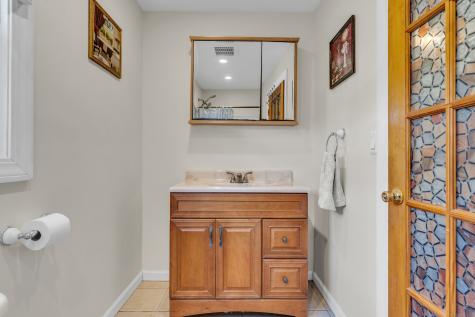 64 Dohm Avenue Guilford CT 06437