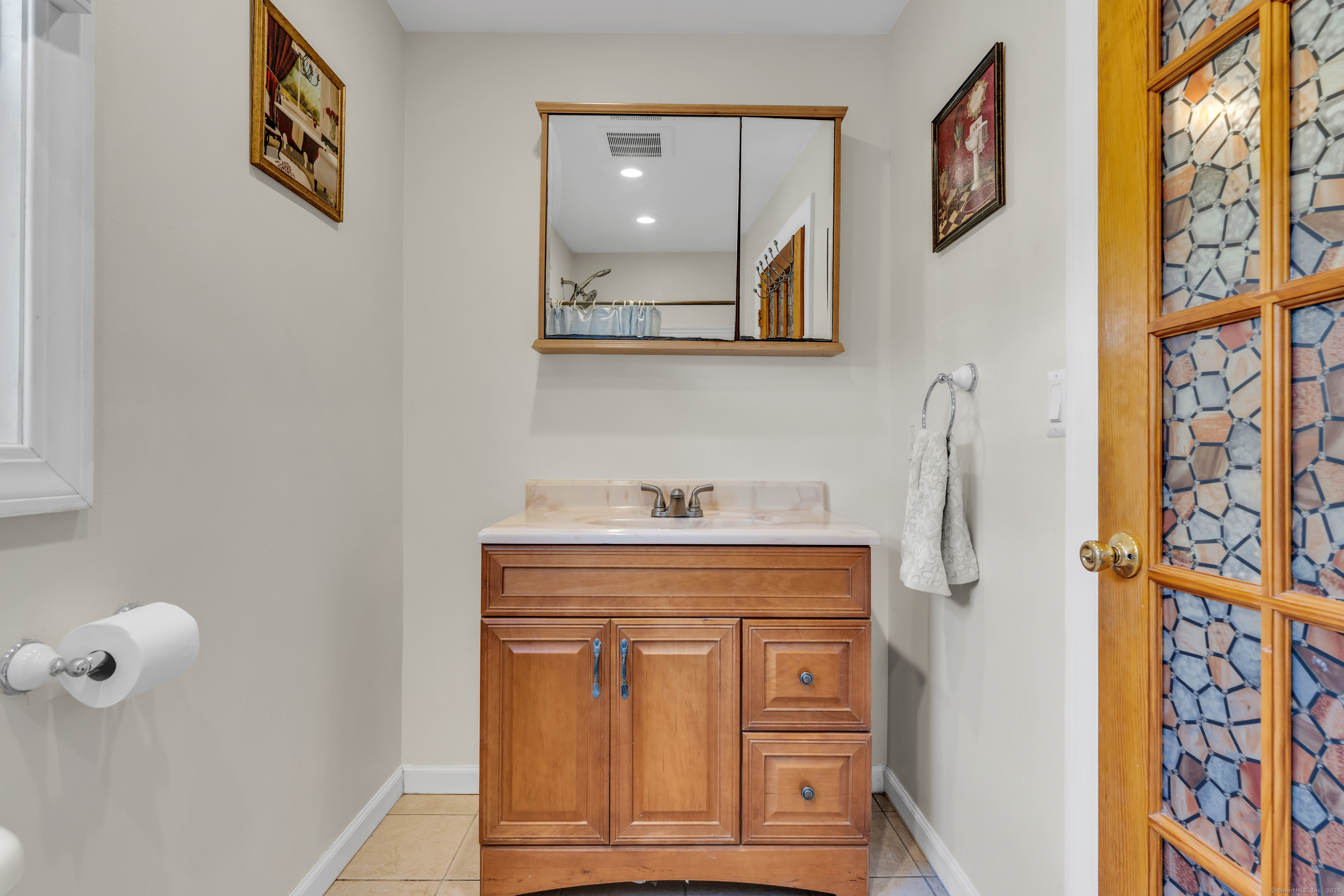 64 Dohm Avenue Guilford CT 06437