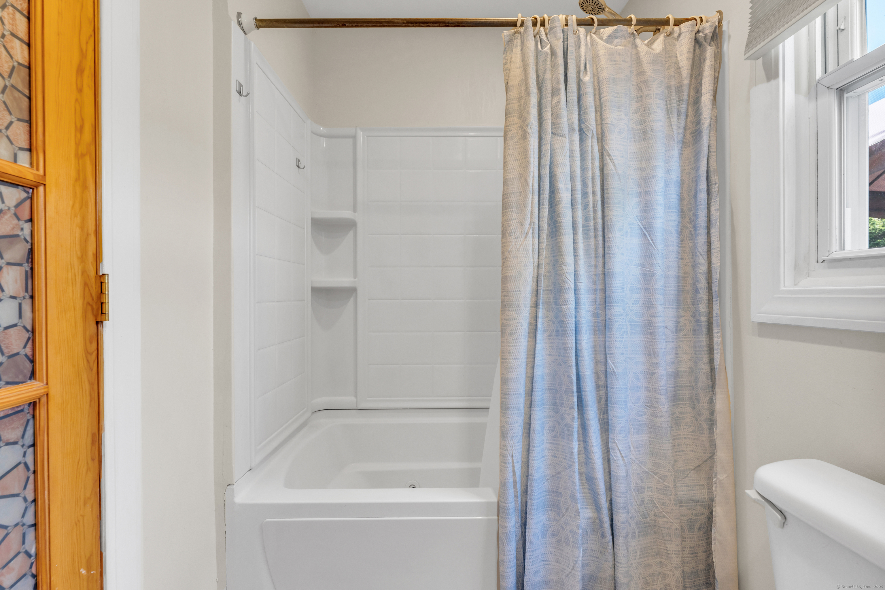 64 Dohm Avenue Guilford CT 06437