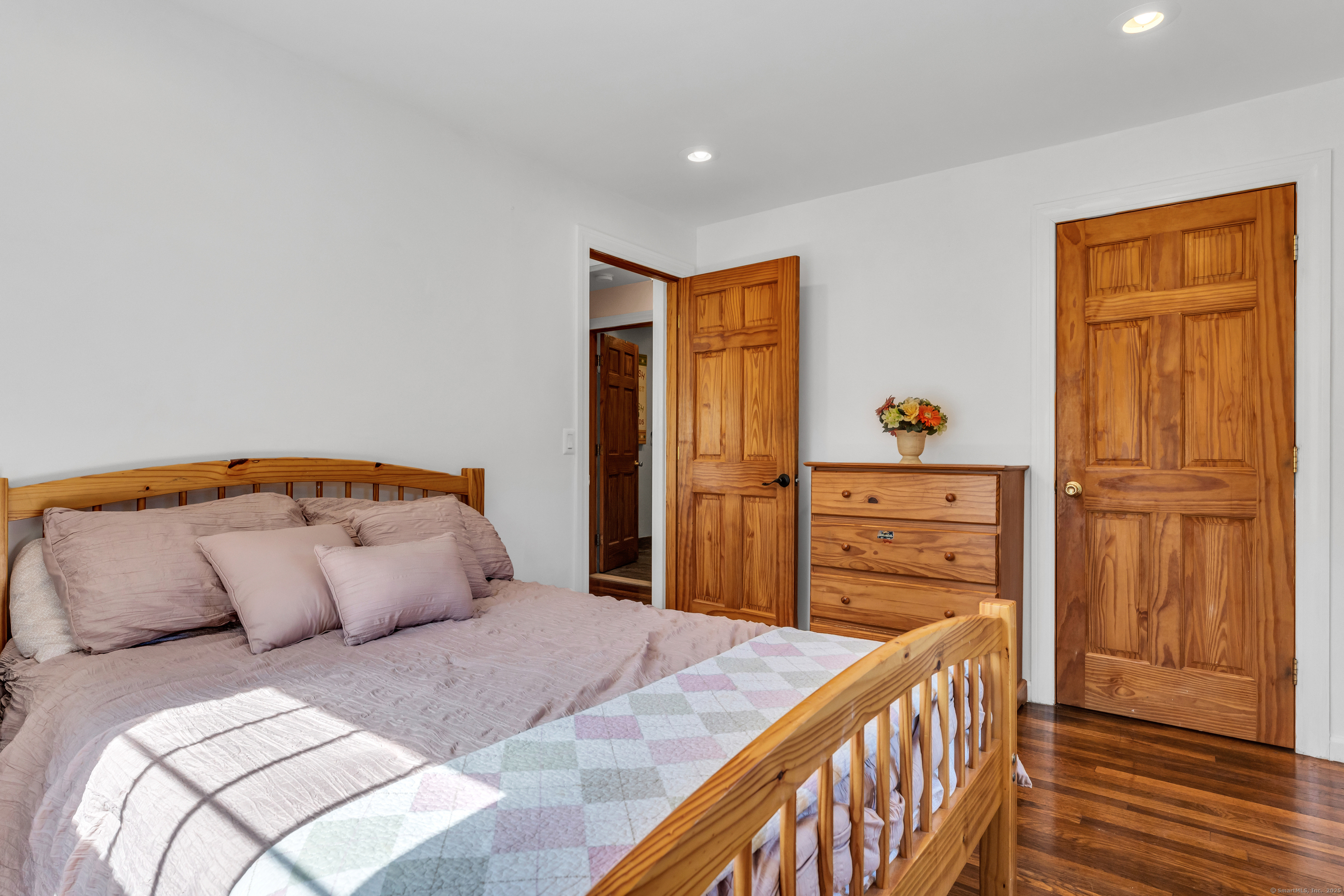 64 Dohm Avenue Guilford CT 06437