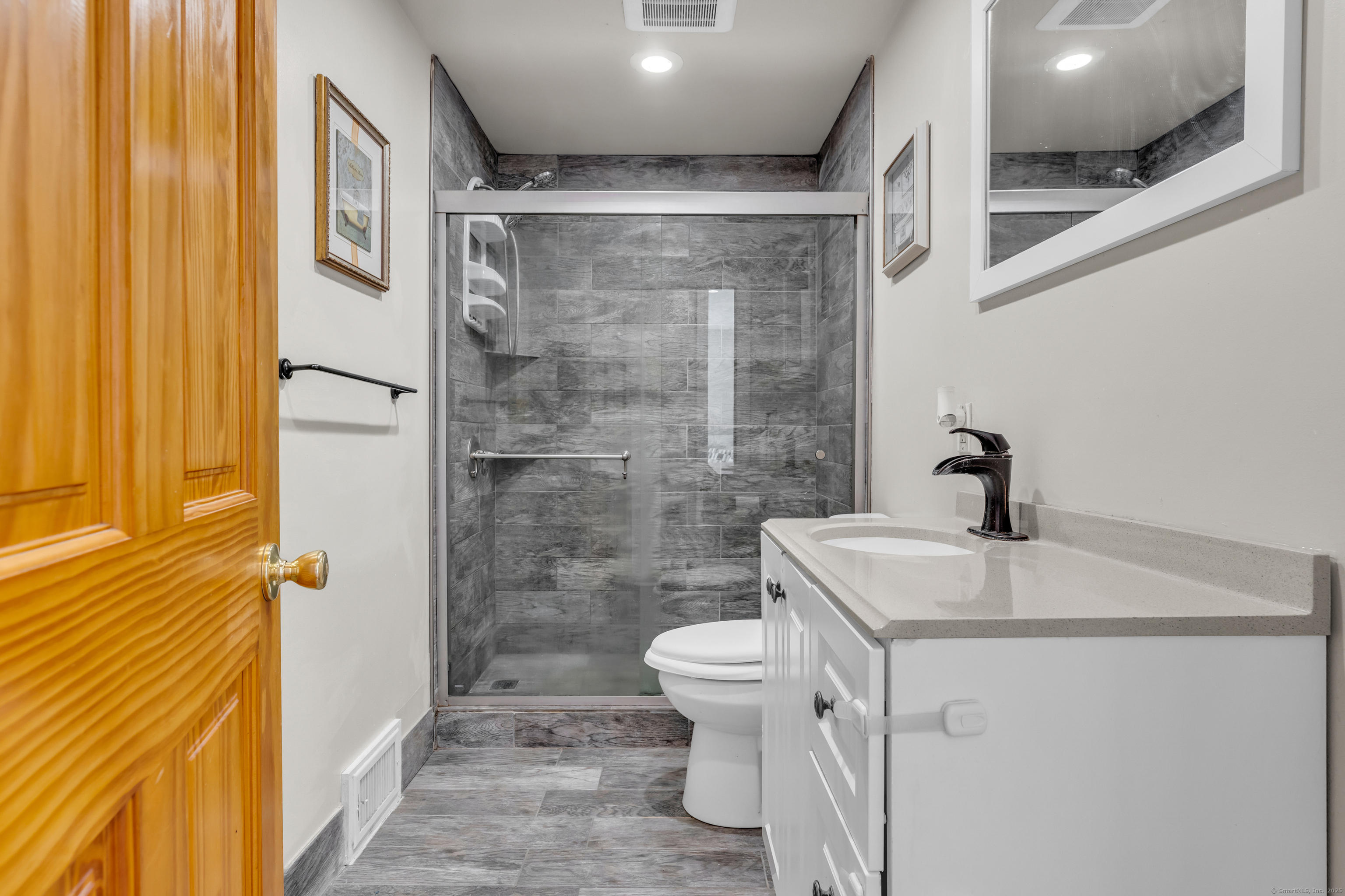 64 Dohm Avenue Guilford CT 06437