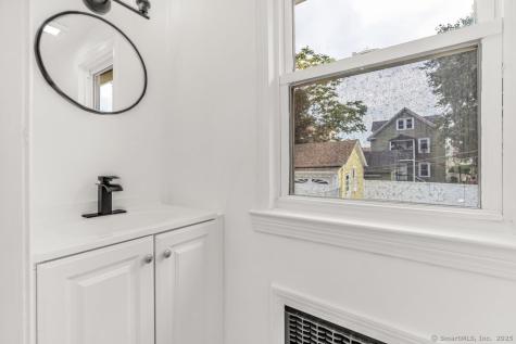 123 Harlem Avenue Bridgeport CT 06606