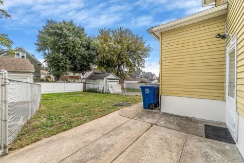 123 Harlem Avenue Bridgeport CT 06606