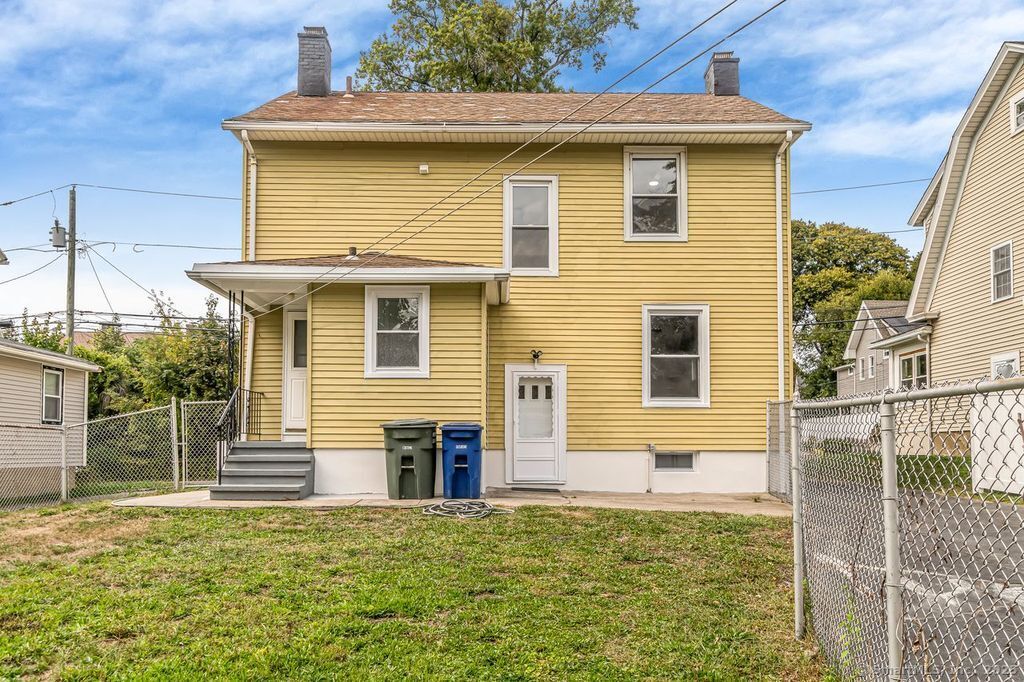 123 Harlem Avenue Bridgeport CT 06606