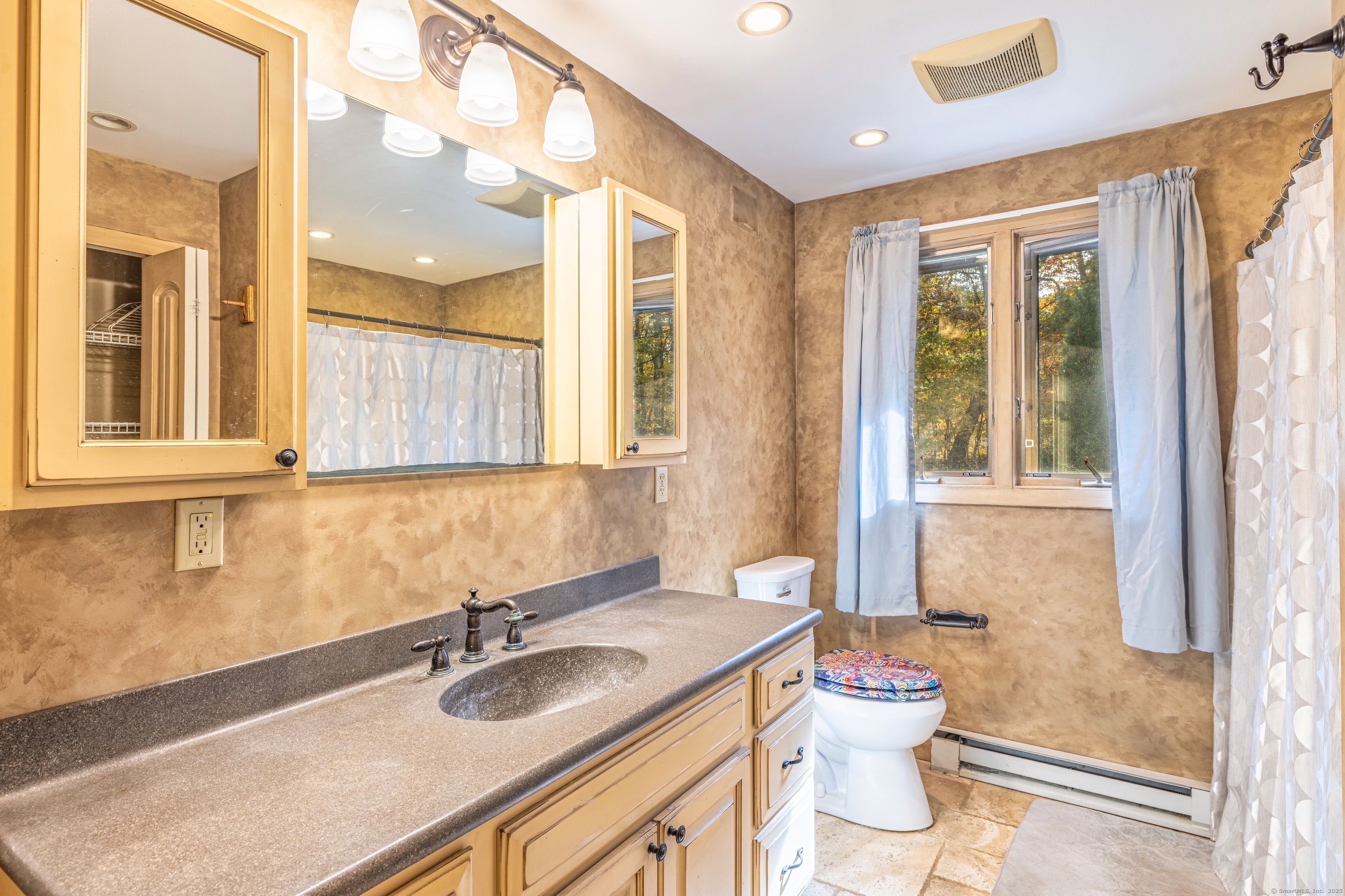 113 Hillyndale Road Mansfield CT 06268