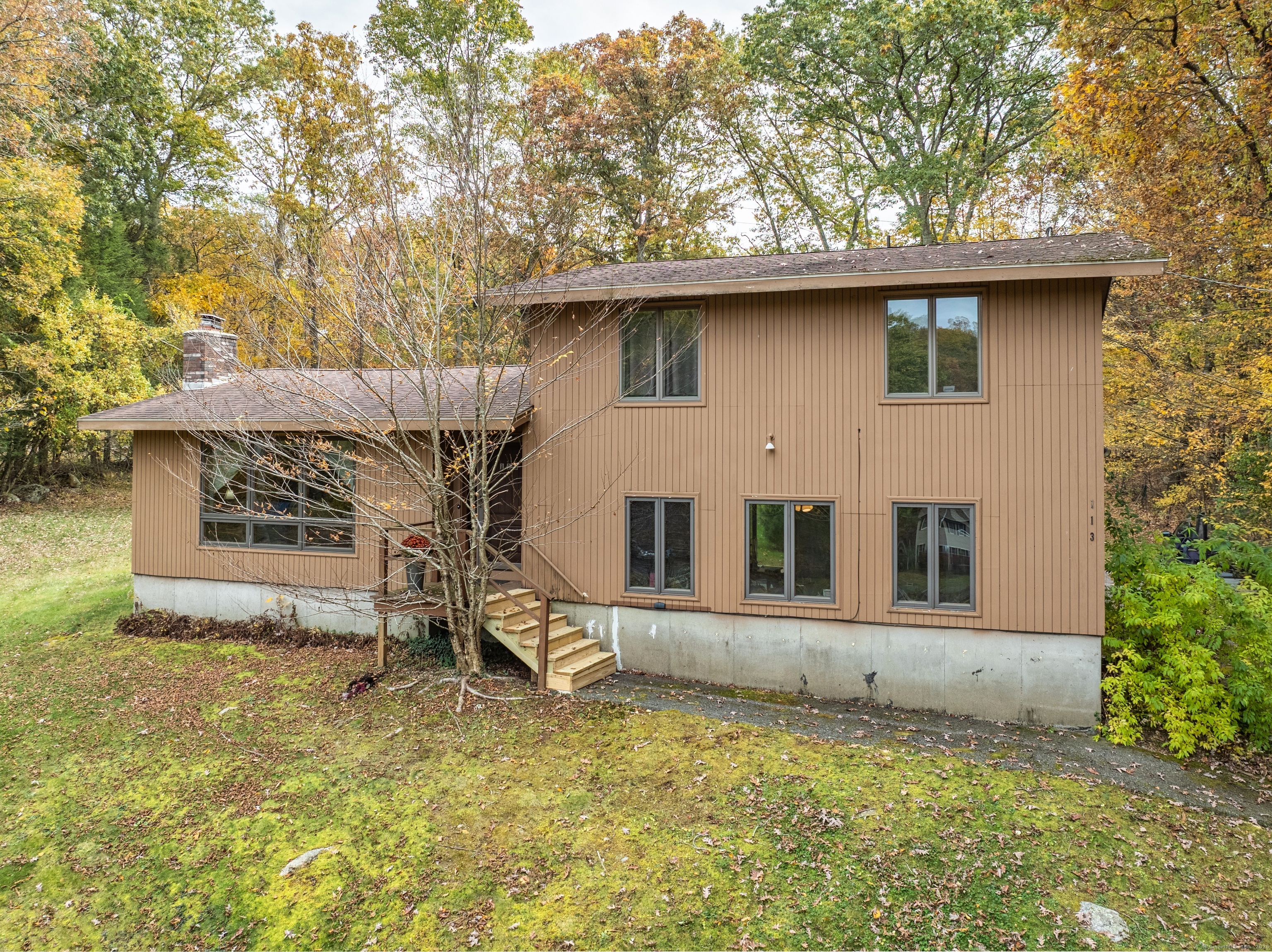 113 Hillyndale Road Mansfield CT 06268