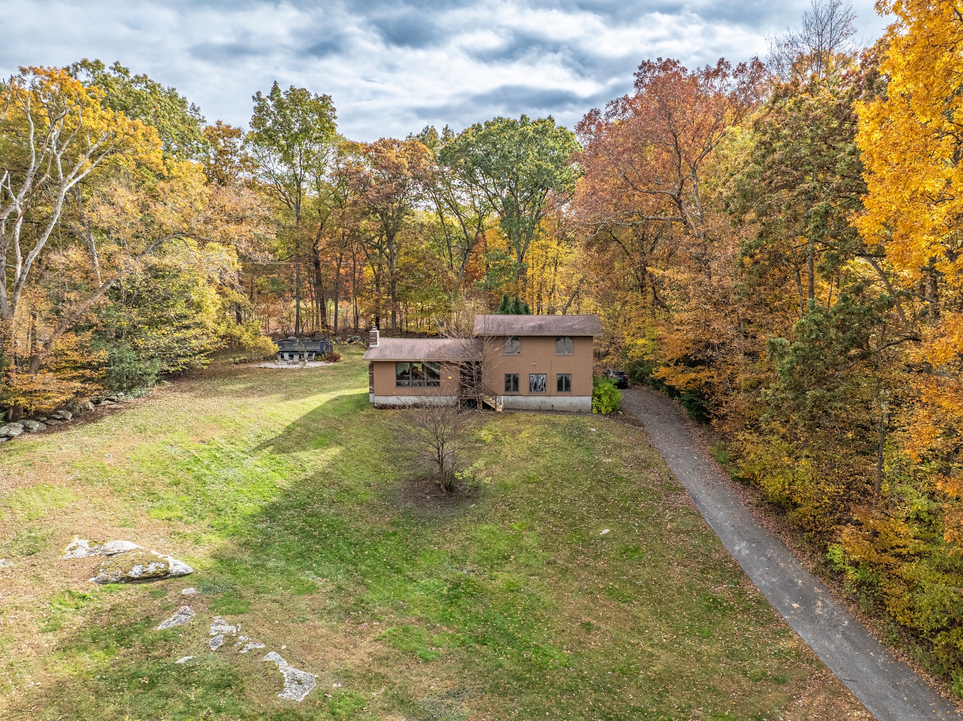 113 Hillyndale Road Mansfield CT 06268