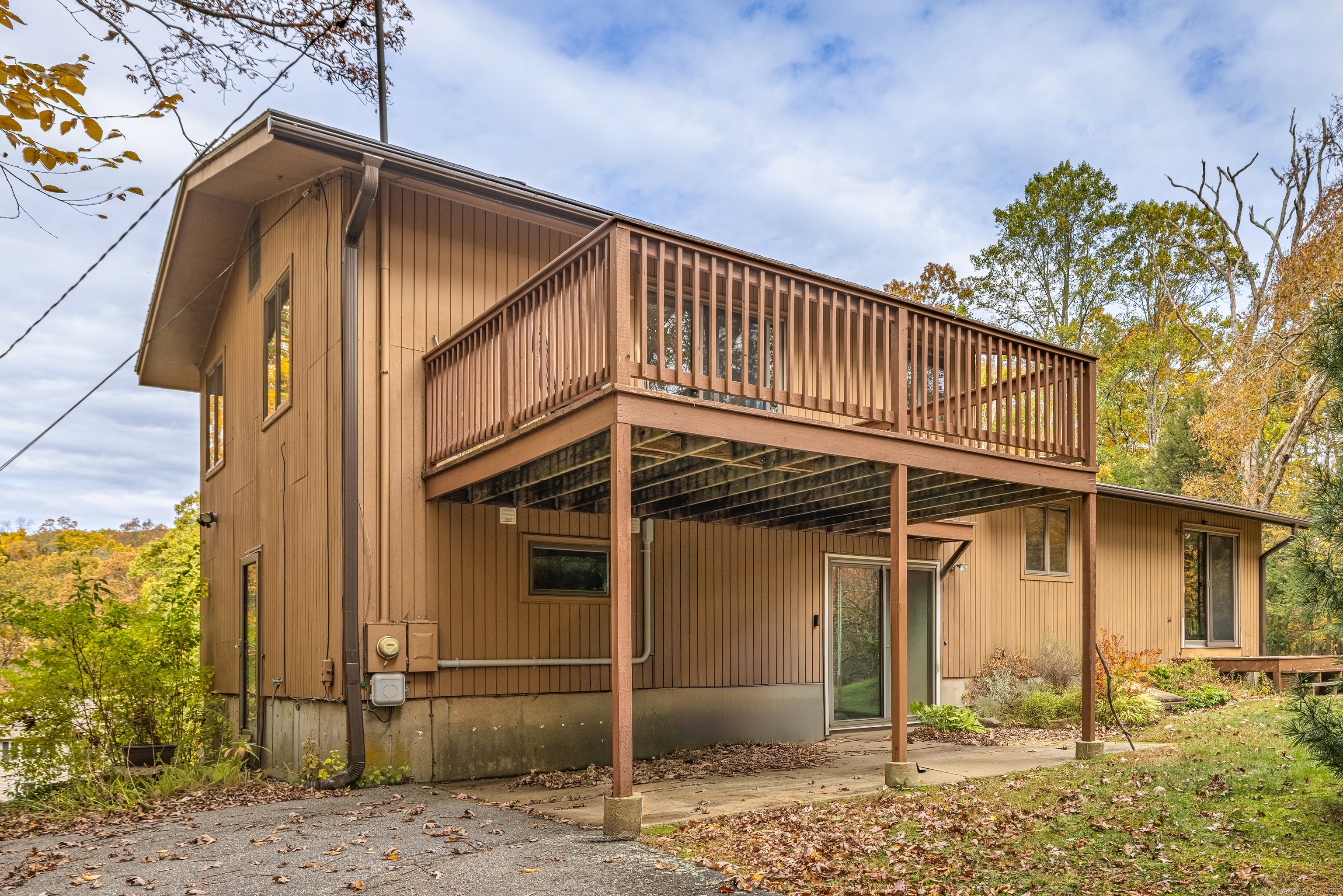 113 Hillyndale Road Mansfield CT 06268