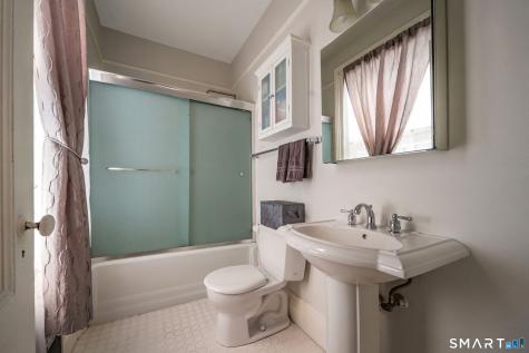 200 Whitfield Street Guilford CT 06437