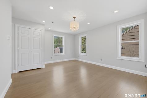 649 Maple Avenue Cheshire CT 06410