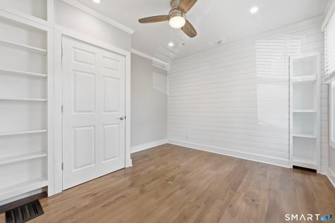 649 Maple Avenue Cheshire CT 06410