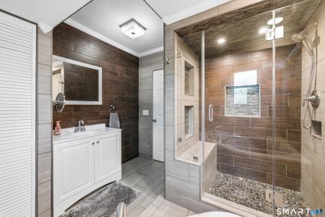 649 Maple Avenue Cheshire CT 06410
